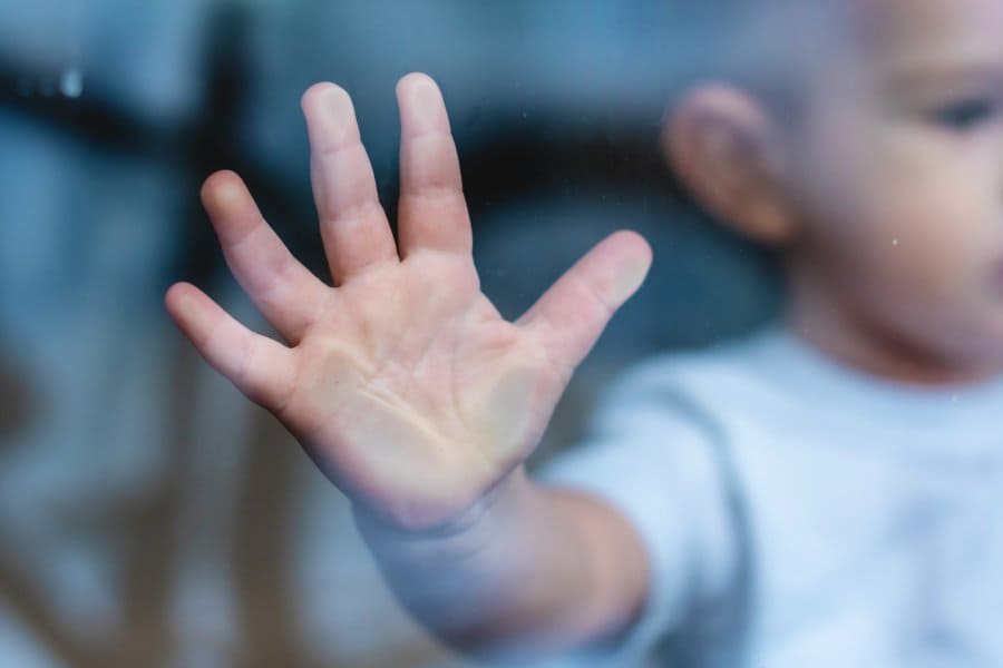 У Рівному 50 дітей потребують усиновлення дитина