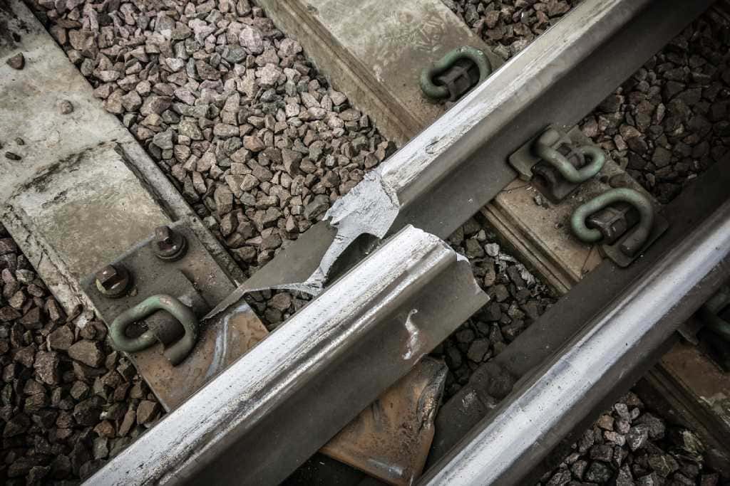 Диверсії на залізницях Росії заважають логістиці