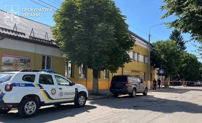 Посадили жінку, яка по п'яні замінувала ТЦК у Здолбунові