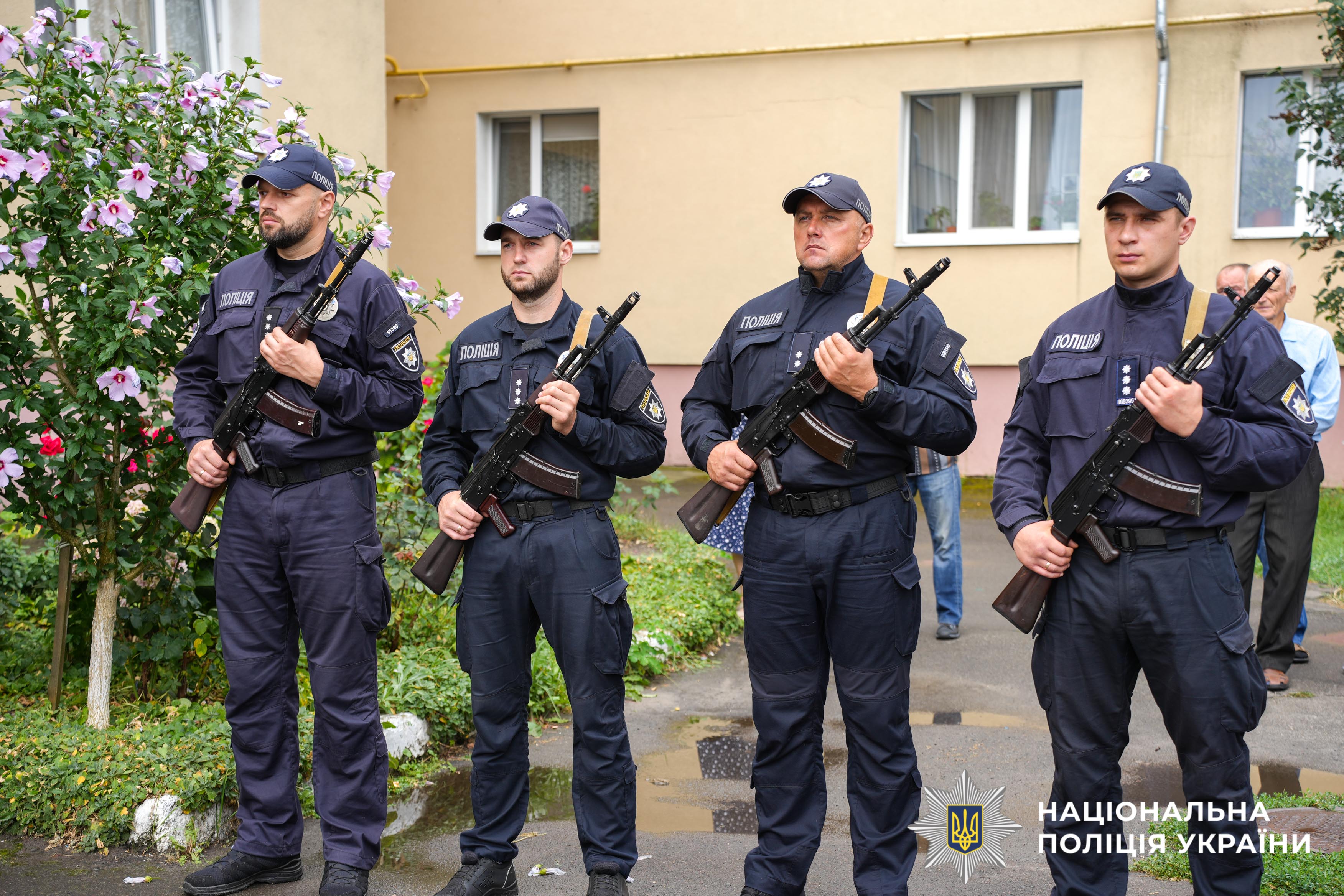 На Рівненщині попрощалися з померлим поліцейським Ігорем Ковальчуком
